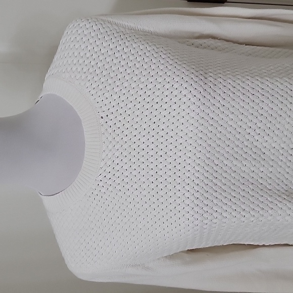 Lety & Me Size L Ivory Elbow Patch Curved Hem Sweater, Excellent Used Condition - Picture 2 of 12